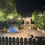 Filip Coral Bay Holiday home *