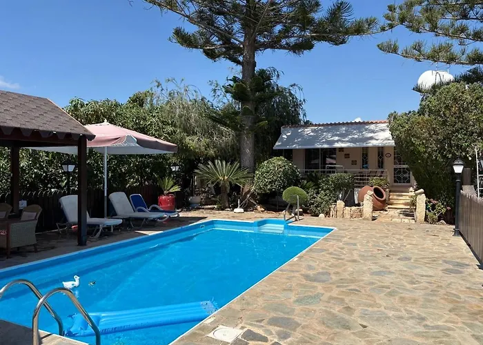 Filip Coral Bay בית נופש